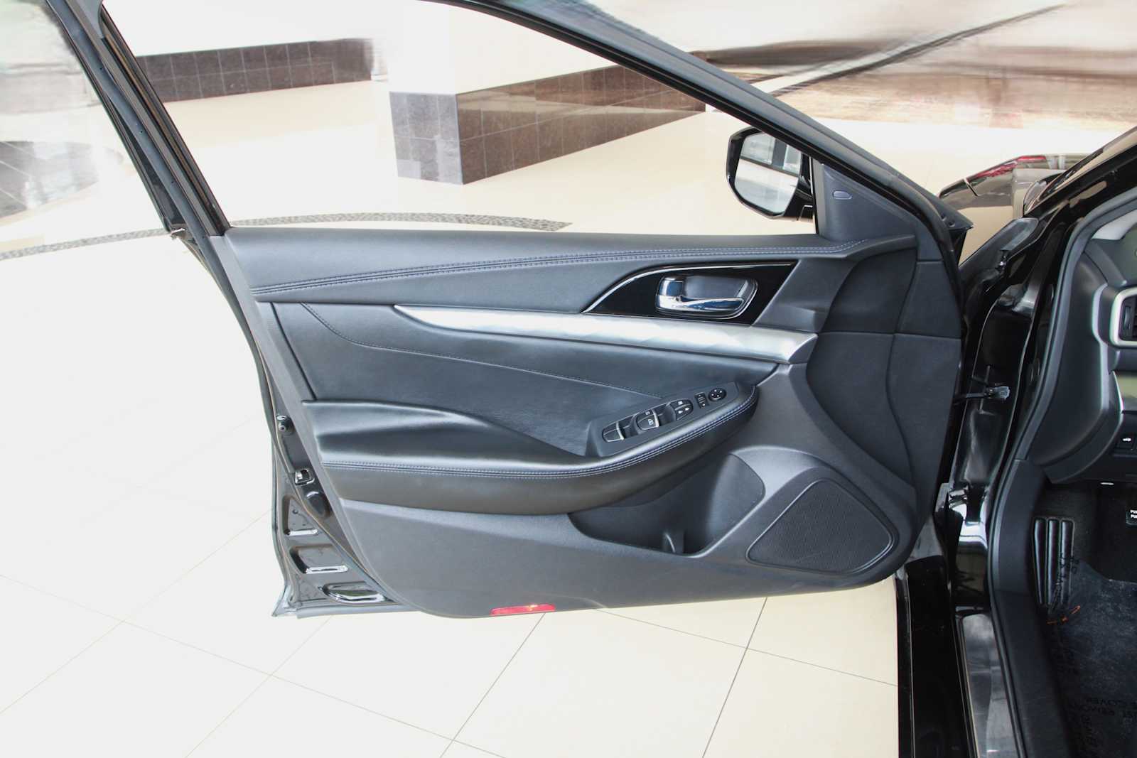 used 2020 Nissan Maxima car, priced at $18,497