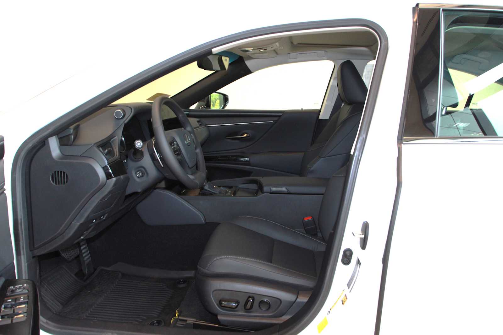 new 2025 Lexus ES 300h car, priced at $50,434