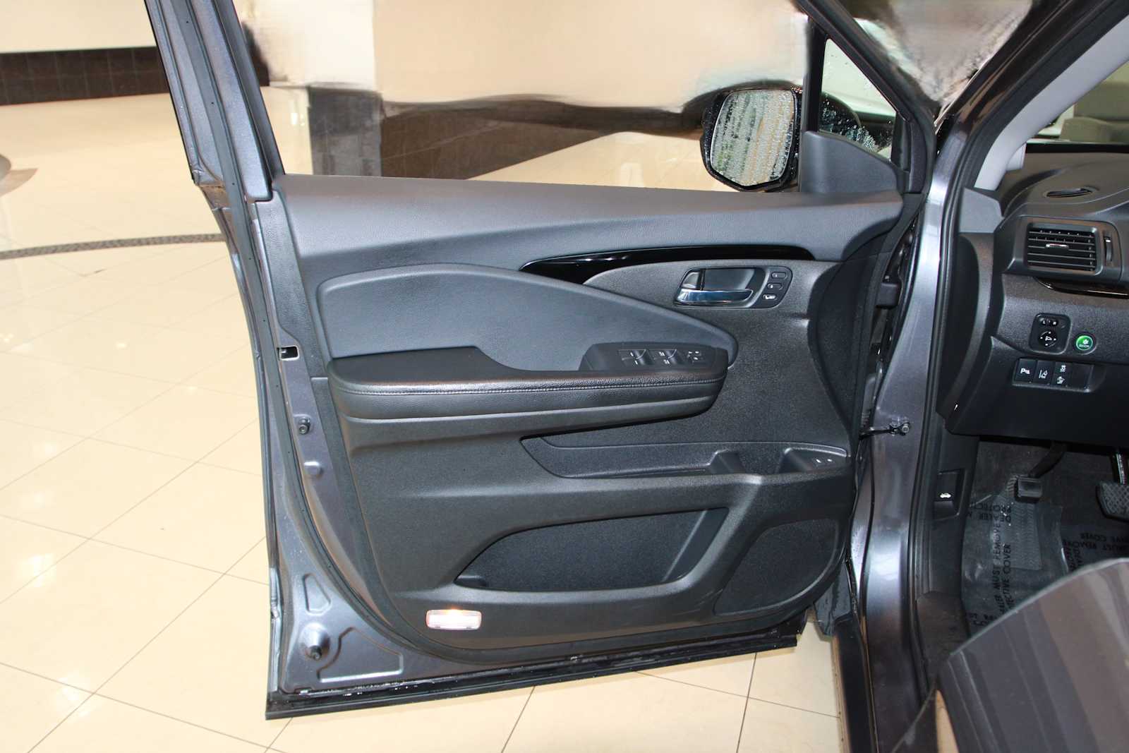 used 2017 Honda Pilot car, priced at $19,497