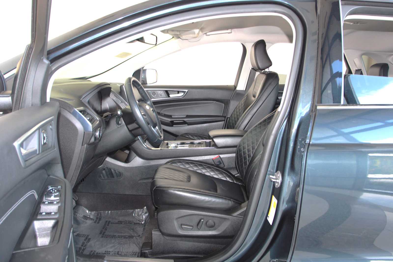 used 2024 Ford Edge car, priced at $23,897