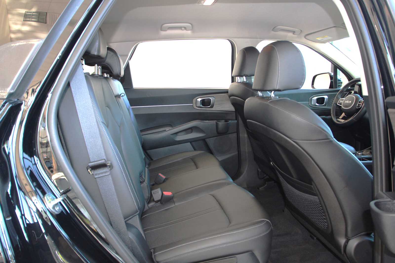 used 2022 Kia Sorento car, priced at $27,997