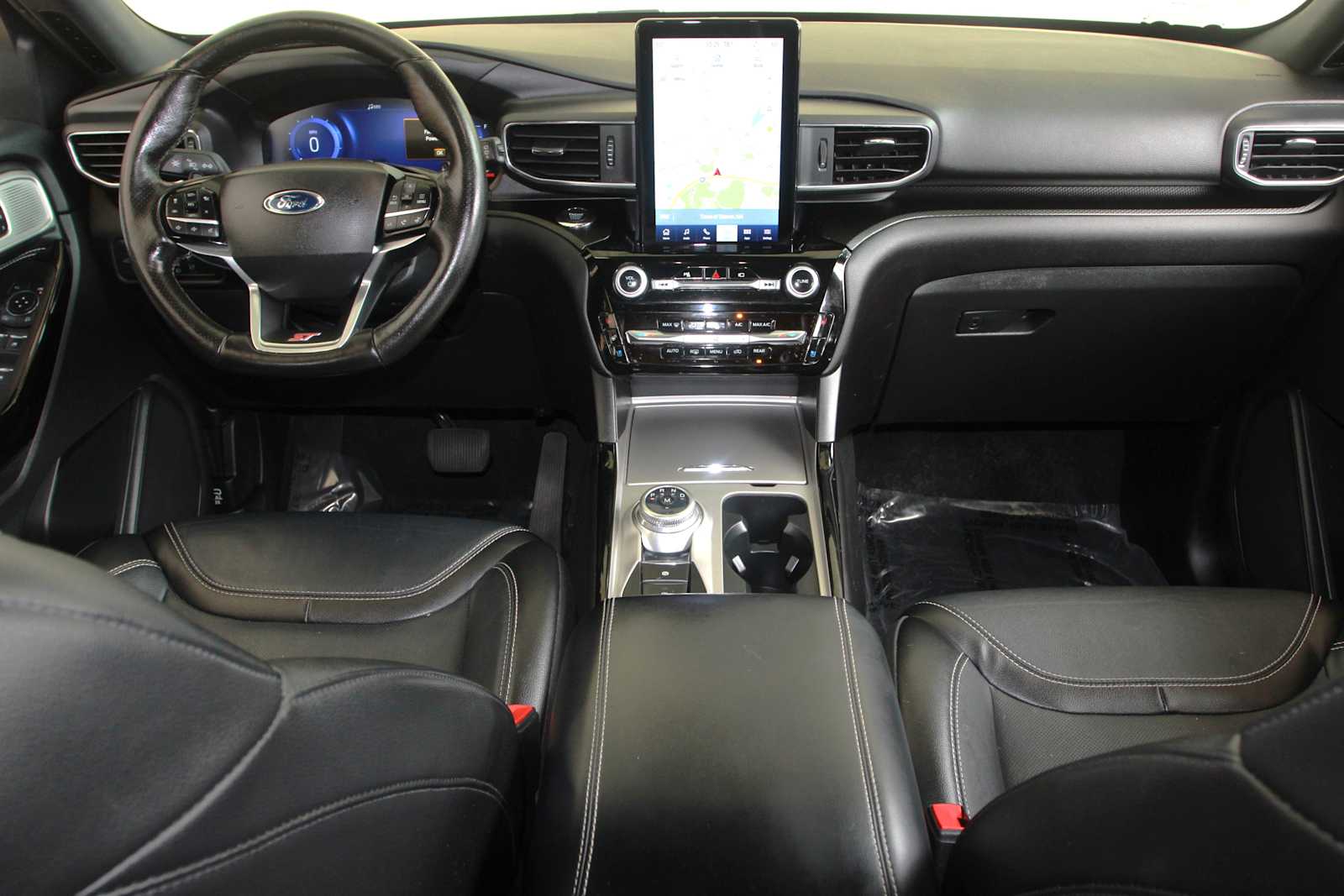 used 2022 Ford Explorer car, priced at $39,398
