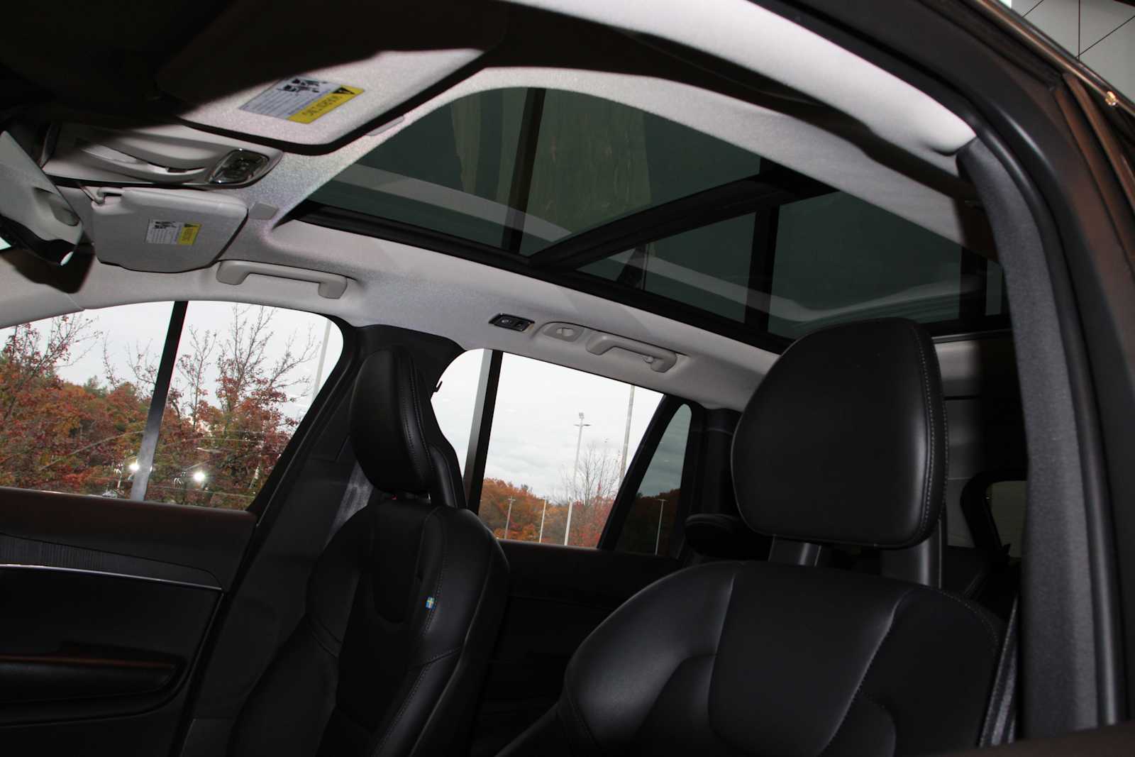 used 2020 Volvo XC90 car, priced at $22,897