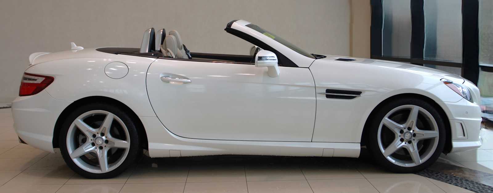 used 2014 Mercedes-Benz SLK 250 car, priced at $17,497