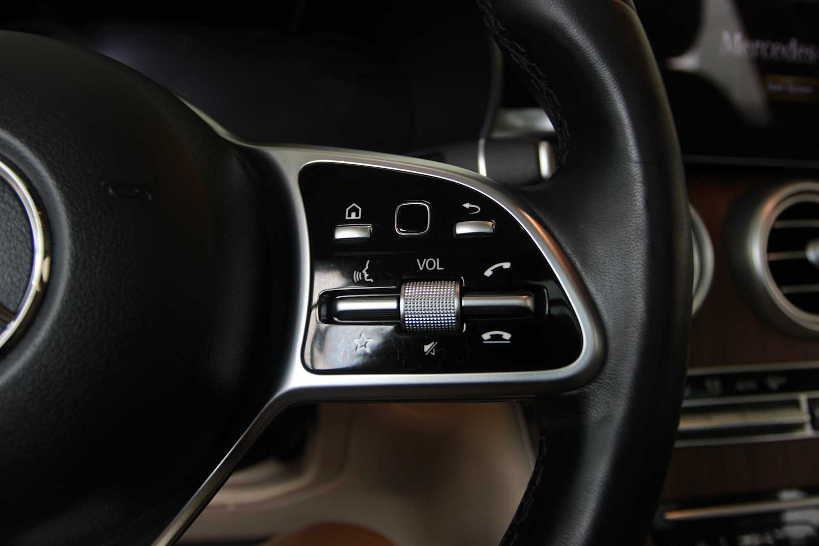 used 2022 Mercedes-Benz GLC 300 car, priced at $34,097