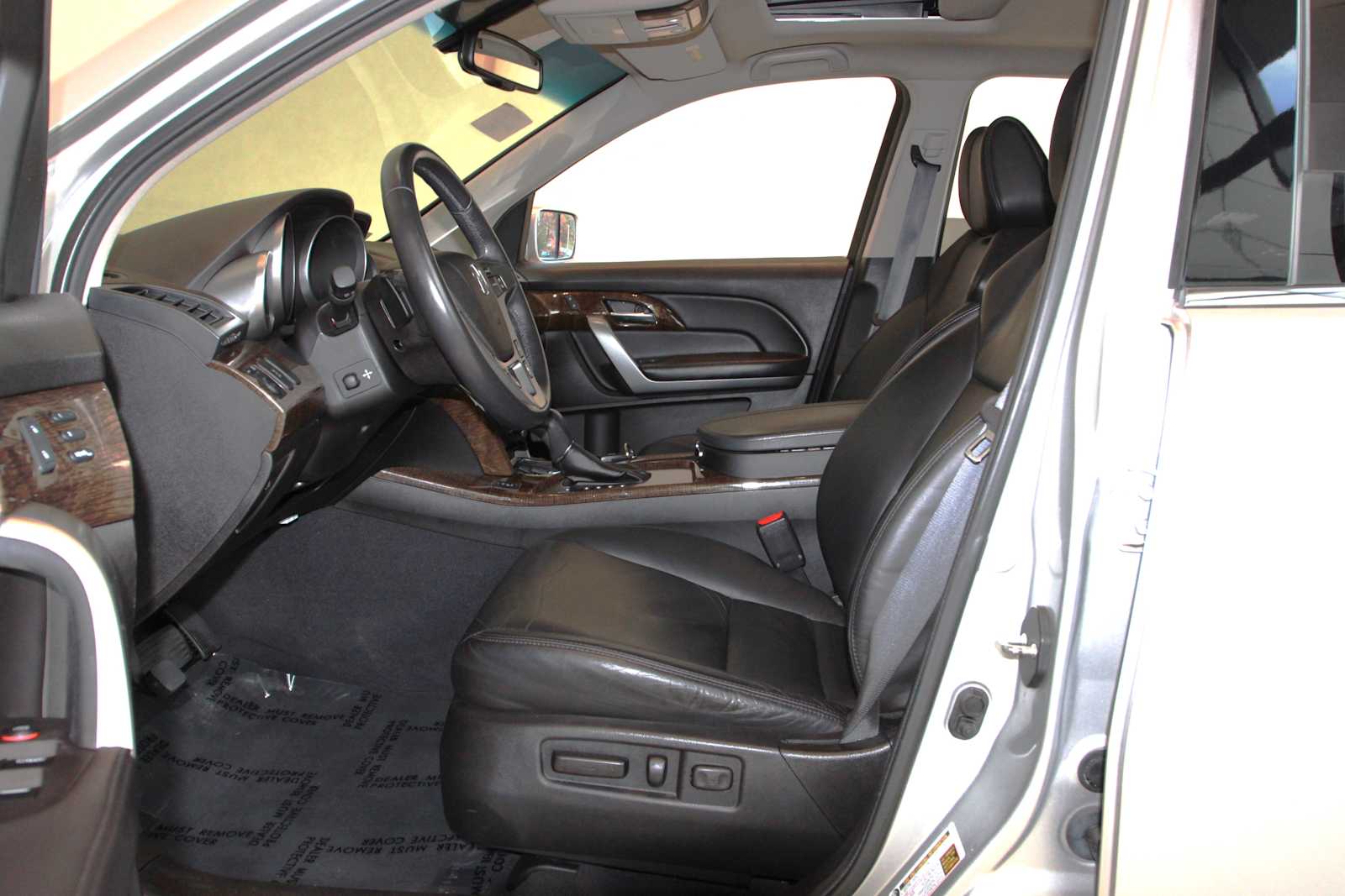 used 2013 Acura MDX car, priced at $11,297