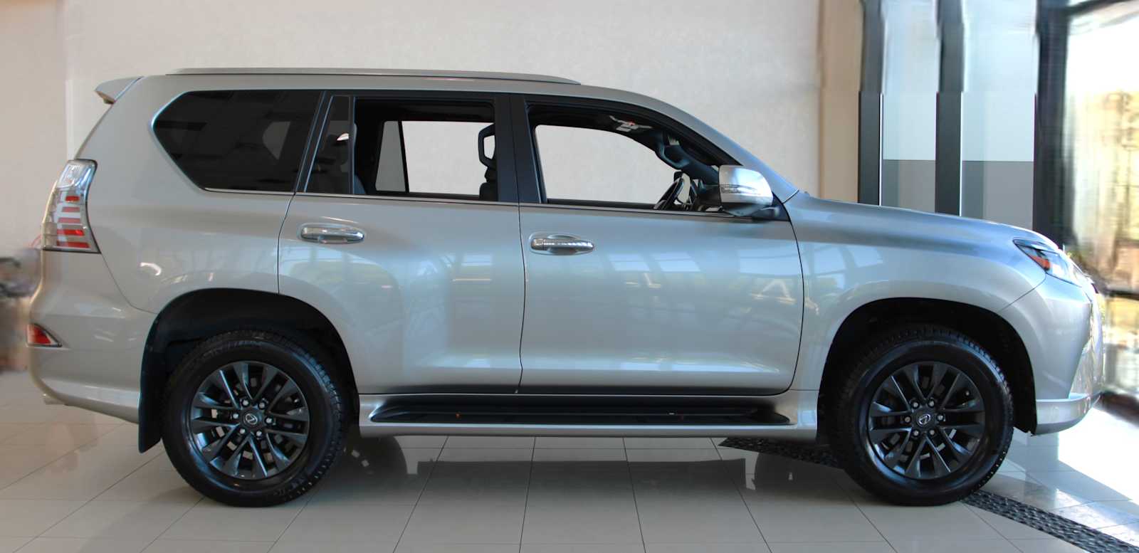used 2022 Lexus GX 460 car, priced at $52,497