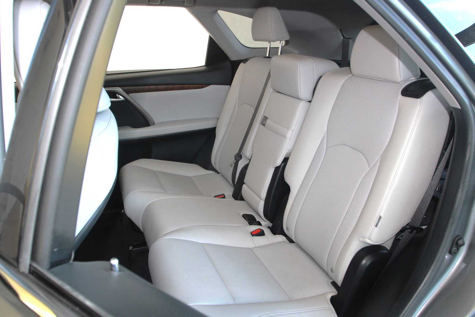 used 2020 Lexus RX 350L car, priced at $33,997