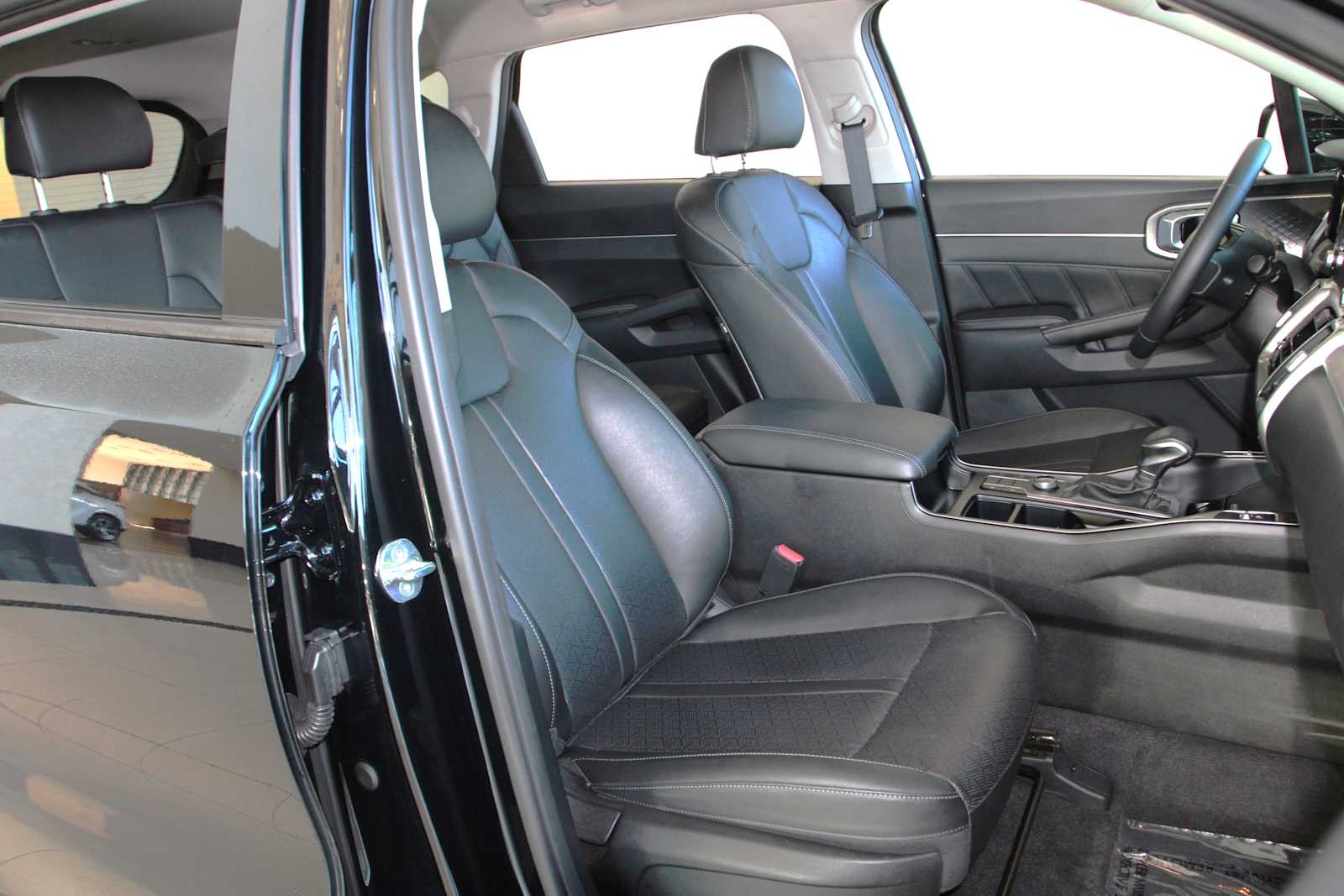 used 2022 Kia Sorento car, priced at $27,997