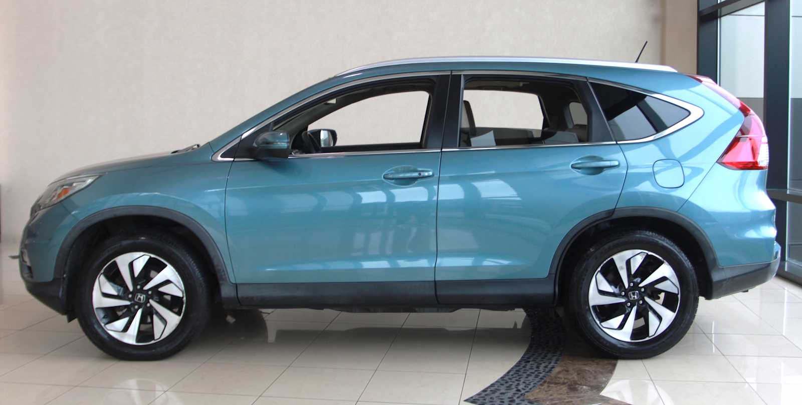 used 2015 Honda CR-V car, priced at $15,598