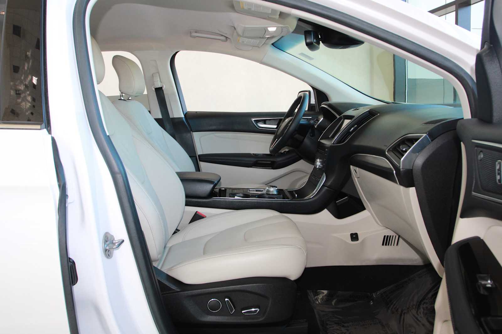 used 2019 Ford Edge car, priced at $17,497