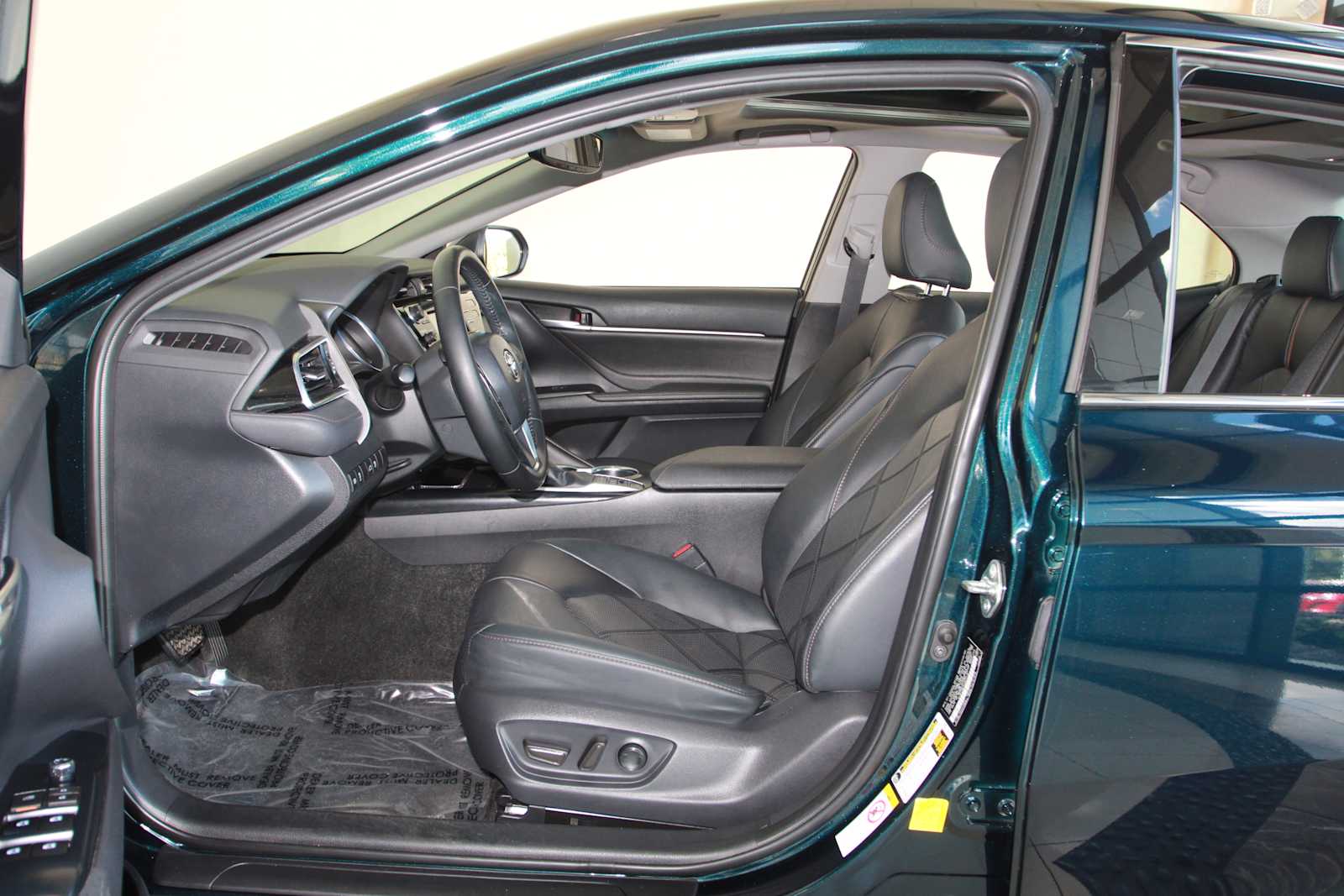 used 2018 Toyota Camry car, priced at $23,097