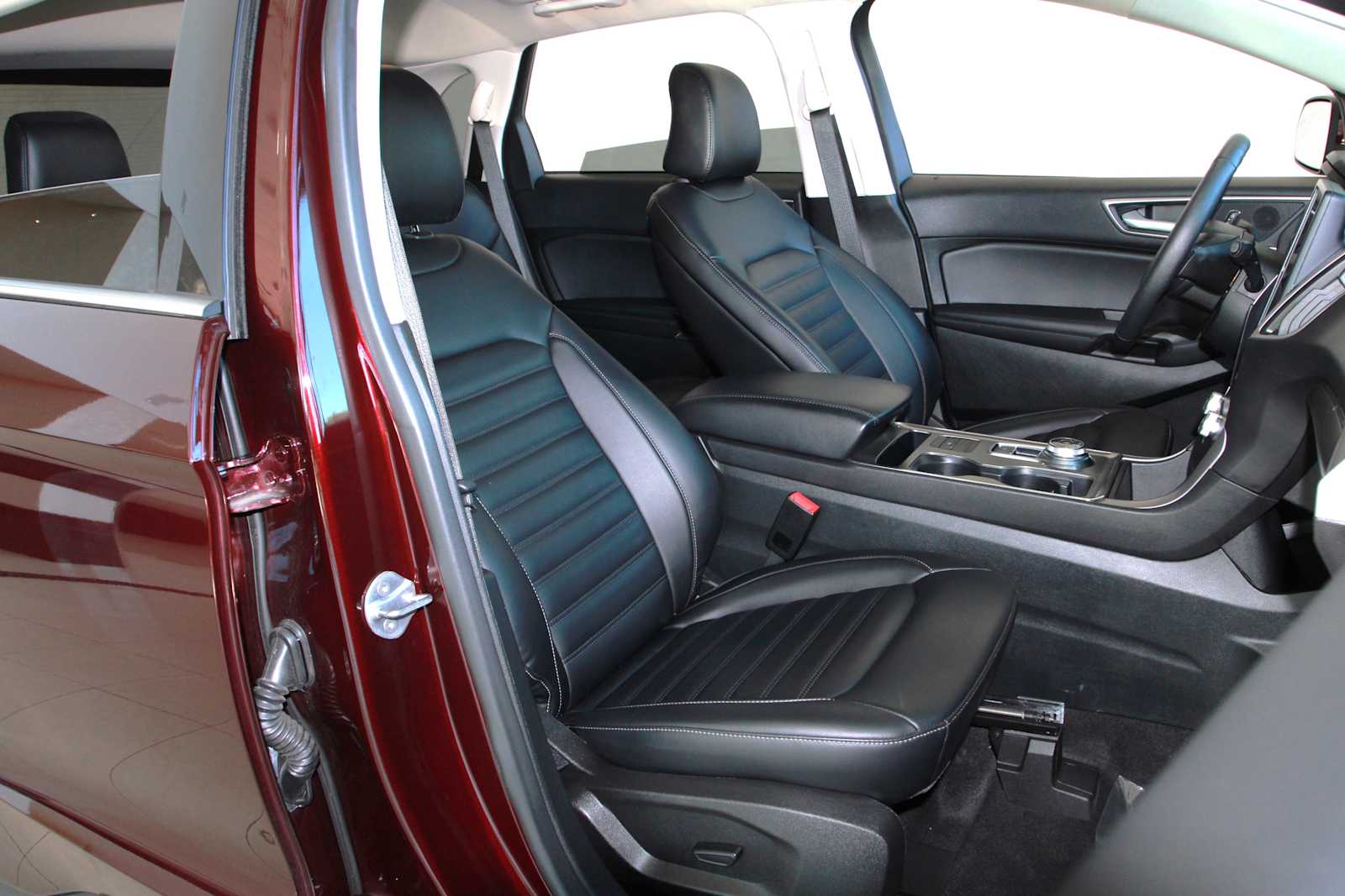 used 2022 Ford Edge car, priced at $24,497