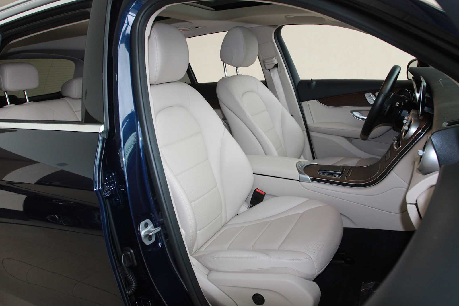used 2022 Mercedes-Benz GLC 300 car, priced at $34,097