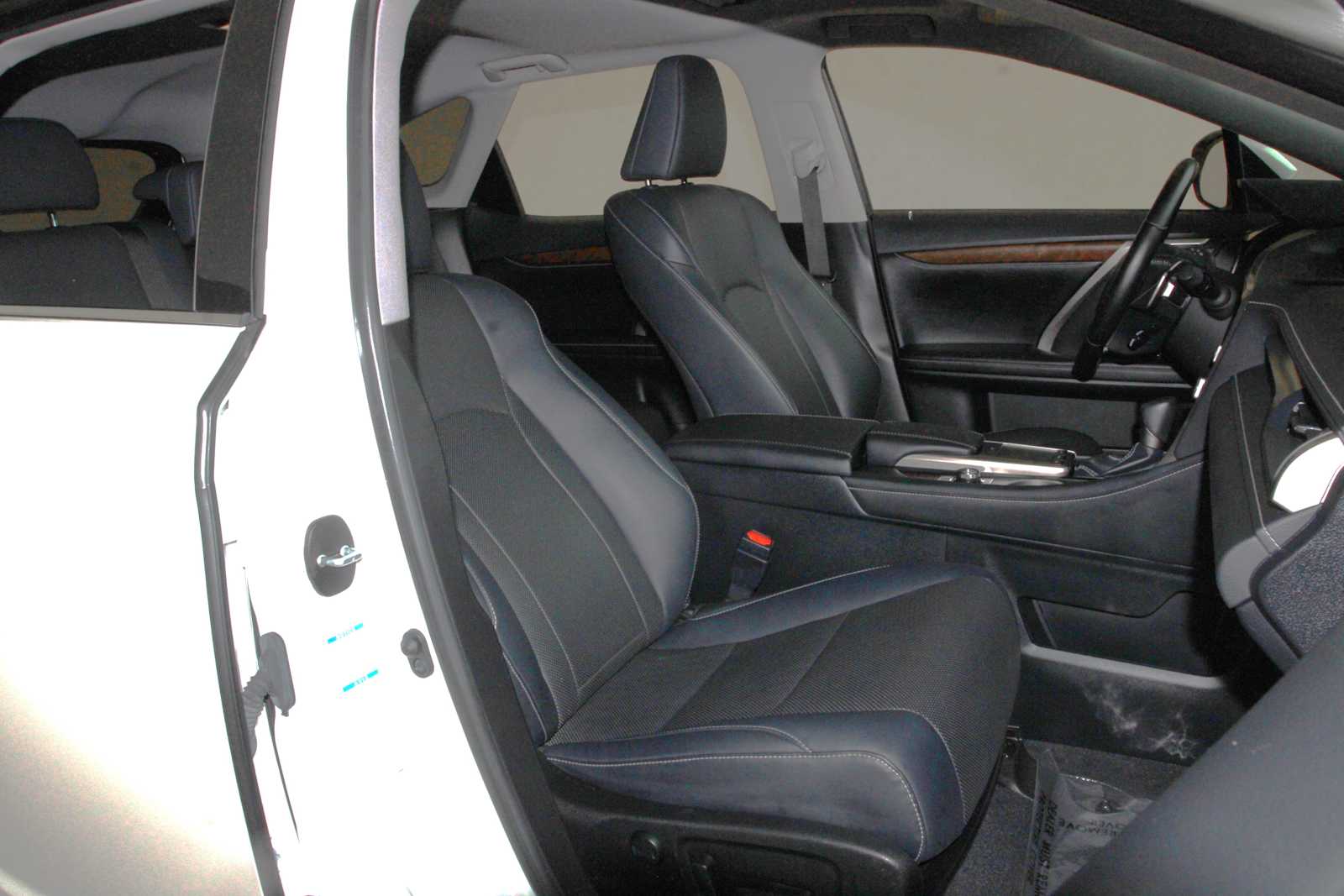 used 2020 Lexus RX 350L car, priced at $34,097