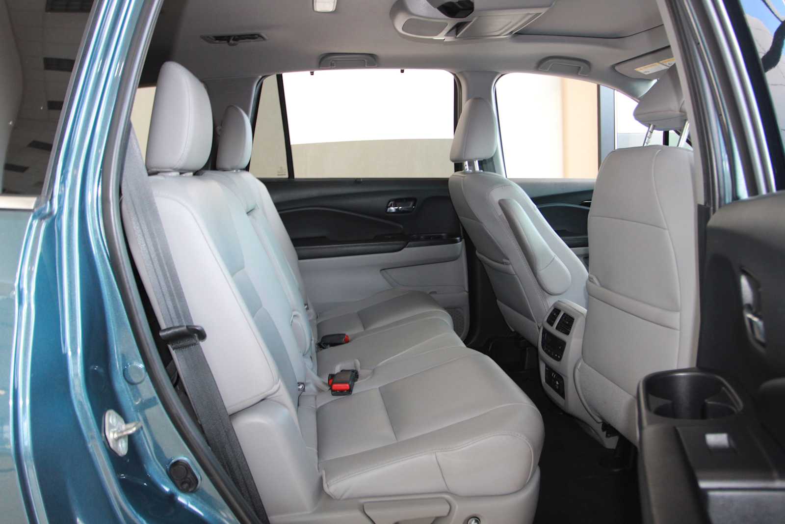 used 2021 Honda Pilot car, priced at $30,297