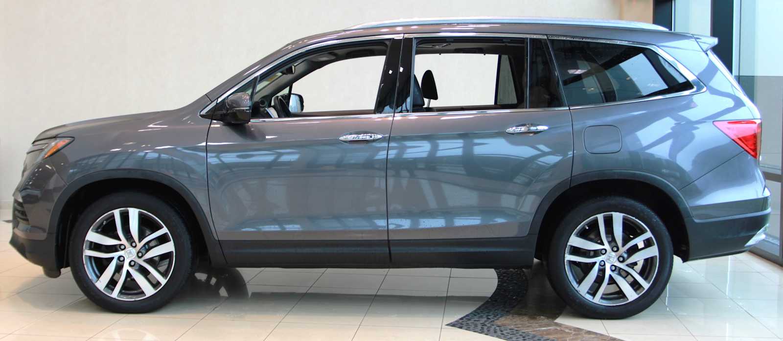 used 2017 Honda Pilot car, priced at $19,497