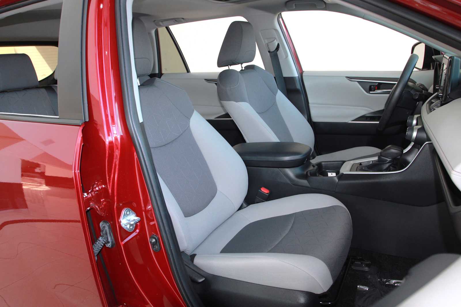 used 2021 Toyota RAV4 car, priced at $27,097