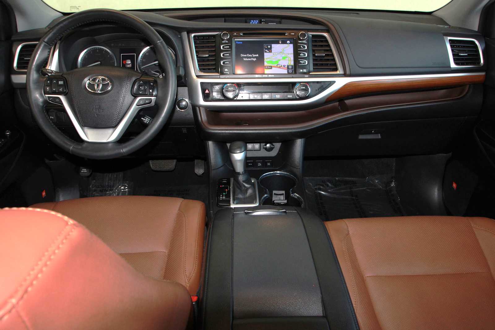 used 2019 Toyota Highlander car, priced at $29,497