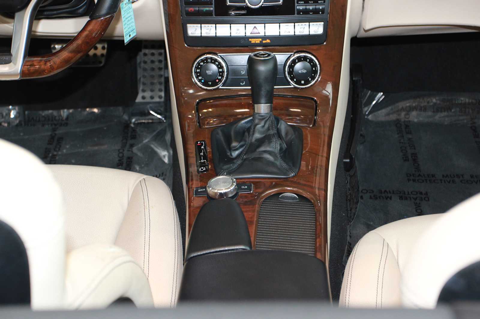 used 2014 Mercedes-Benz SLK 250 car, priced at $17,497