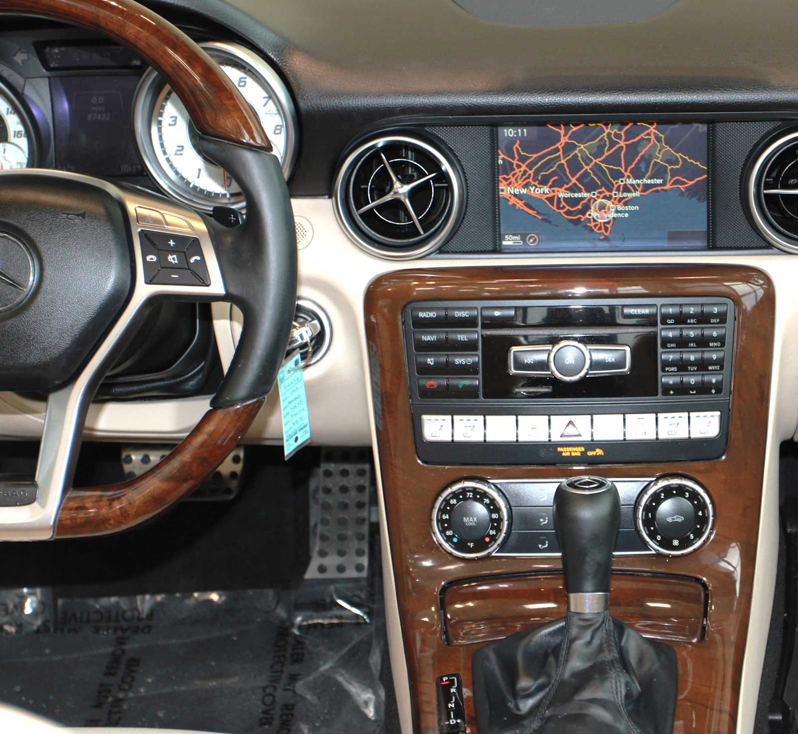 used 2014 Mercedes-Benz SLK 250 car, priced at $17,497