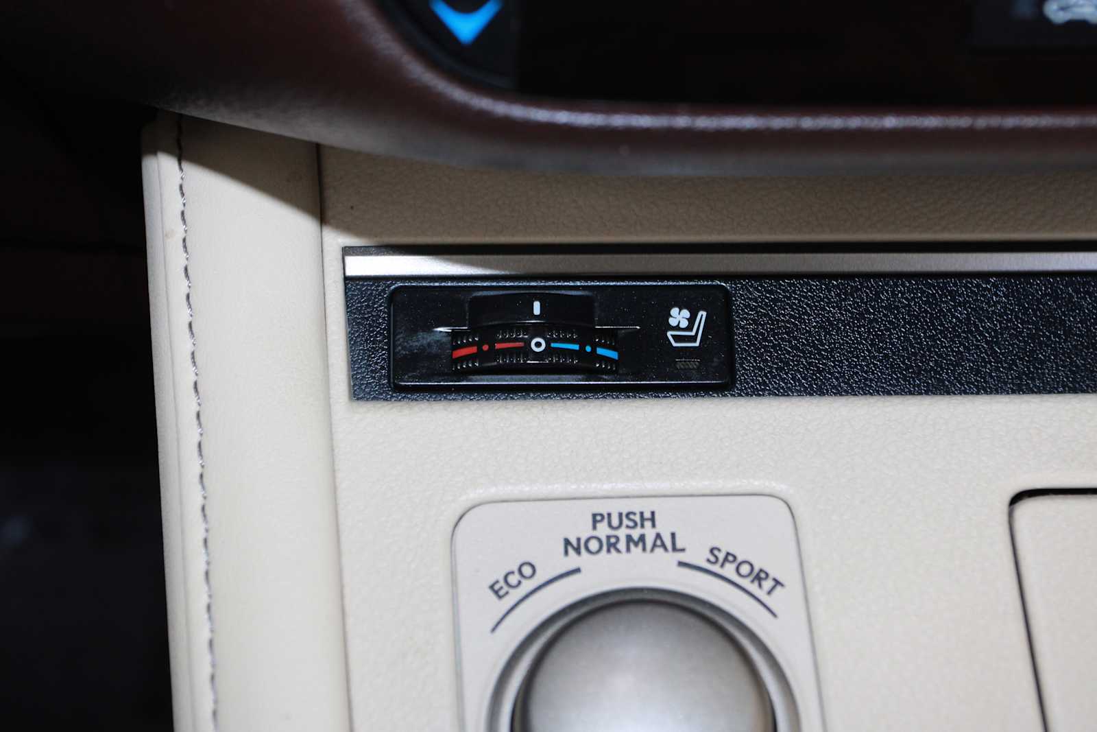 used 2016 Lexus ES 350 car, priced at $16,497