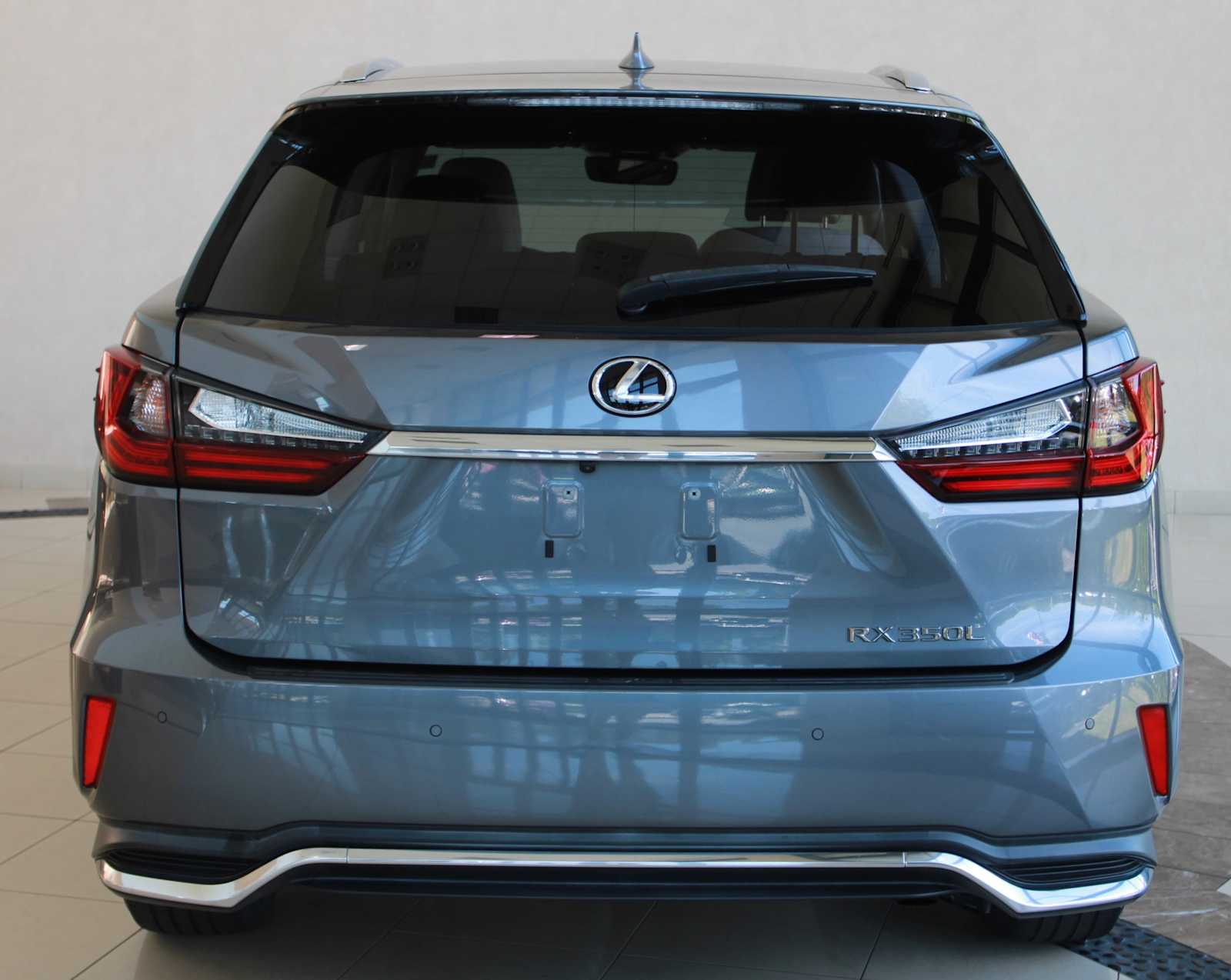 used 2020 Lexus RX 350L car, priced at $33,997