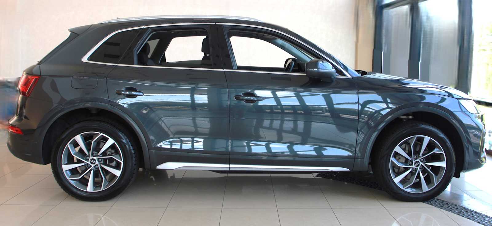 used 2021 Audi Q5 car, priced at $26,998
