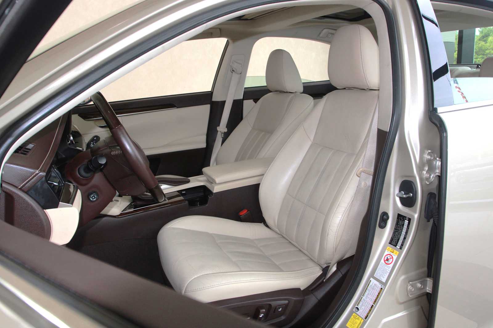 used 2016 Lexus ES 350 car, priced at $15,397