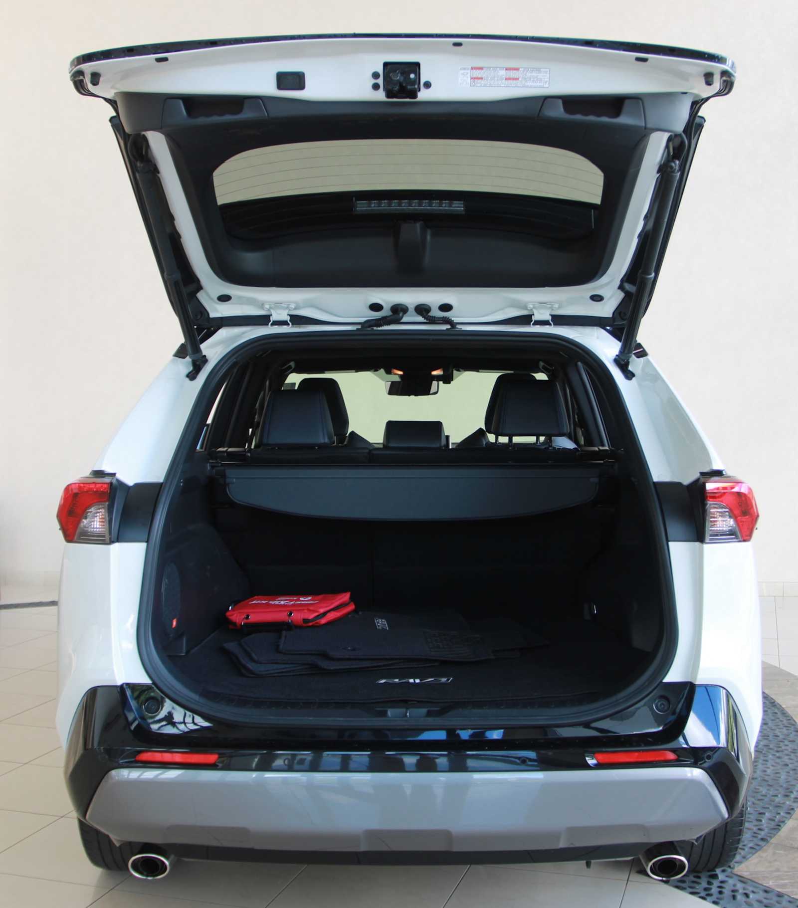 used 2020 Toyota RAV4 car, priced at $32,297