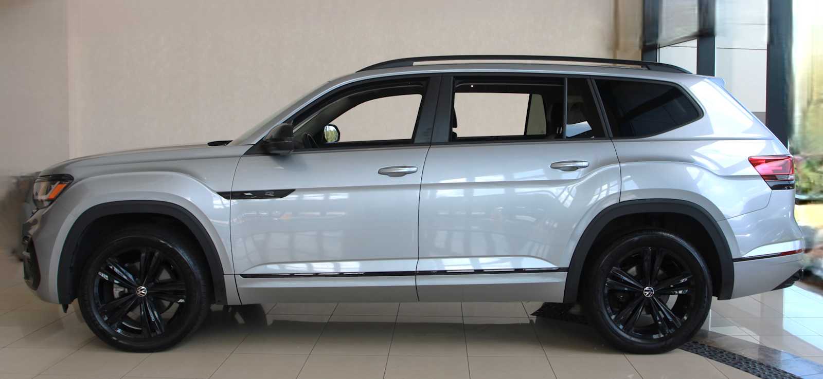 used 2022 Volkswagen Atlas car, priced at $25,397