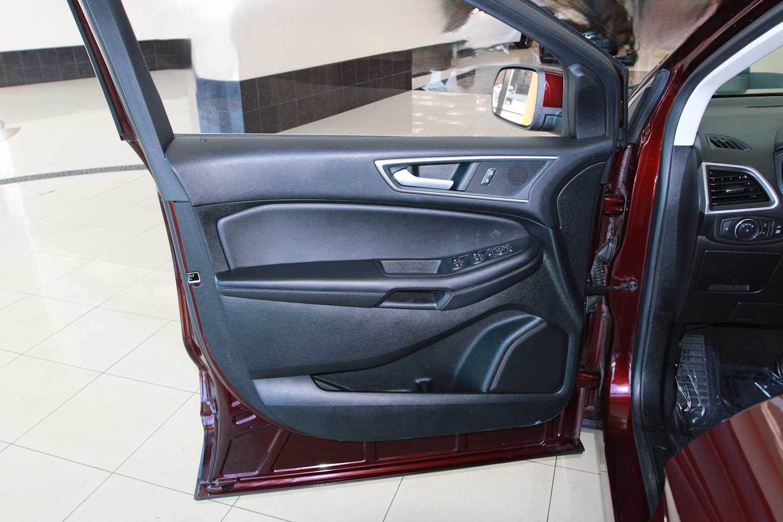 used 2022 Ford Edge car, priced at $24,497