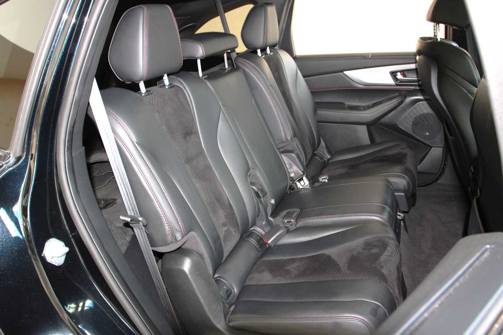 used 2023 Acura MDX car, priced at $44,497