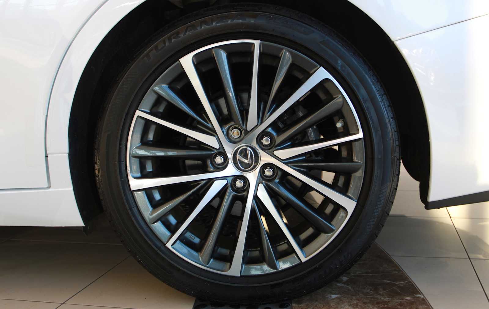 used 2023 Lexus ES 350 car, priced at $35,997