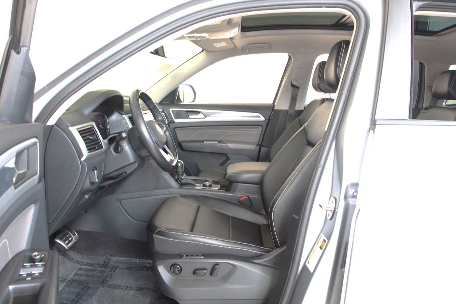 used 2022 Volkswagen Atlas car, priced at $25,397
