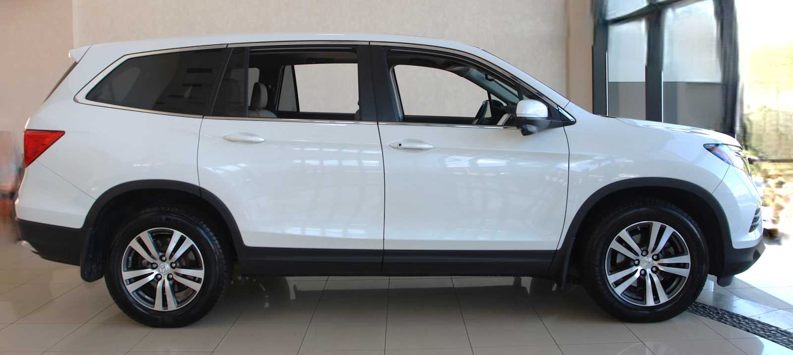 used 2016 Honda Pilot car, priced at $19,497