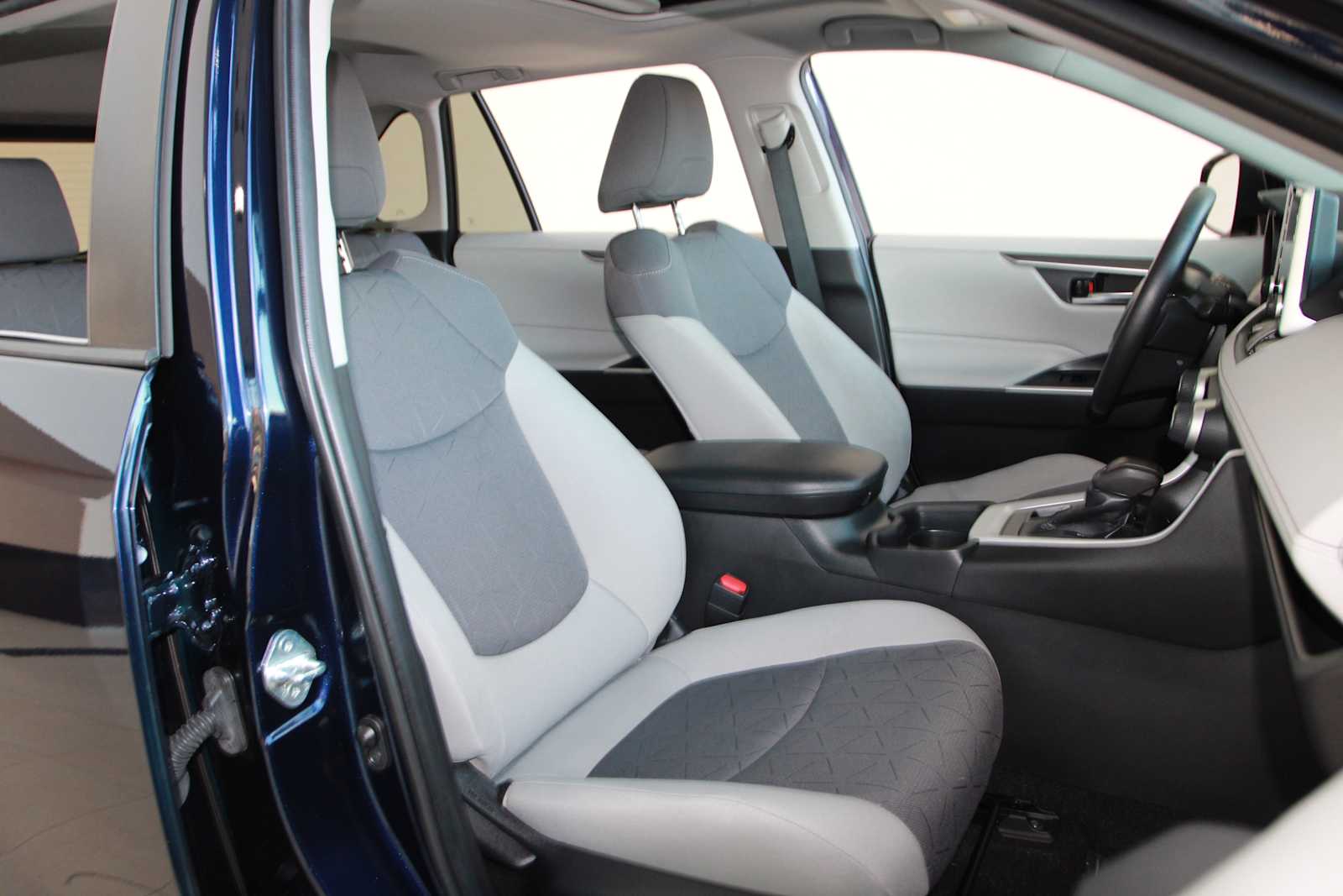 used 2021 Toyota RAV4 car, priced at $25,497