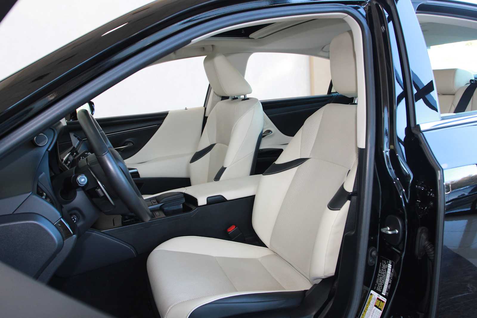 used 2022 Lexus ES 350 car, priced at $36,497