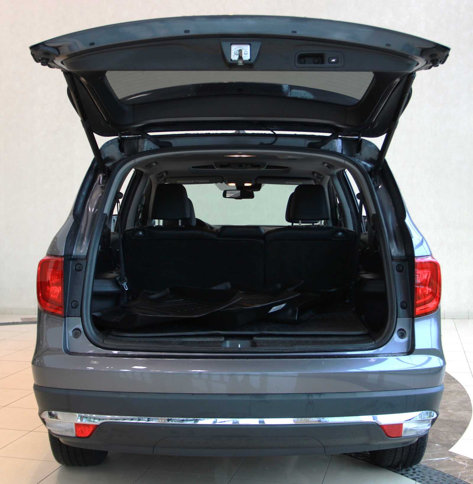 used 2017 Honda Pilot car, priced at $19,497