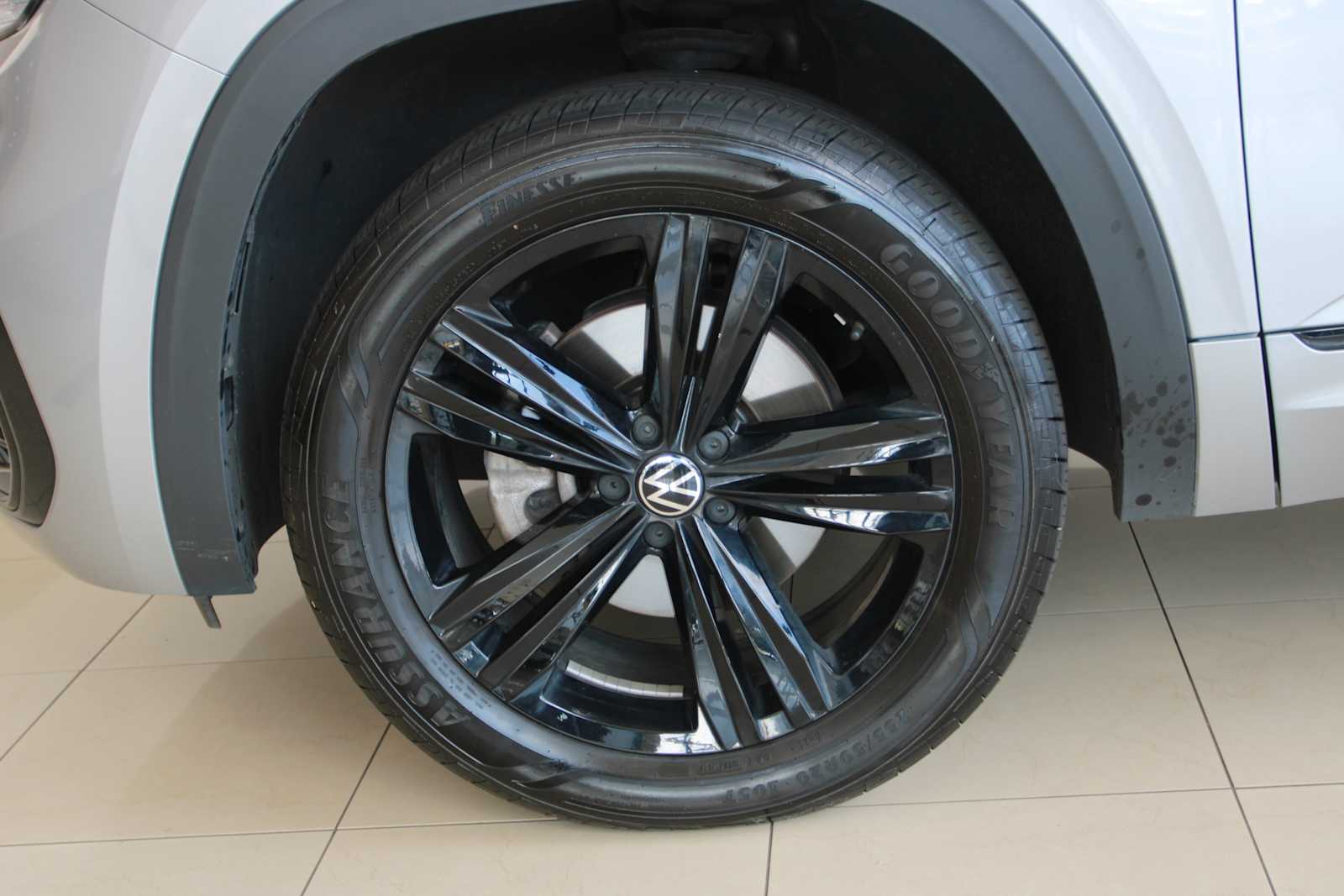 used 2022 Volkswagen Atlas car, priced at $25,397
