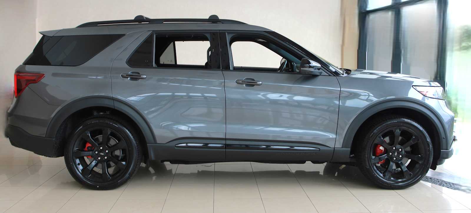 used 2022 Ford Explorer car, priced at $39,398