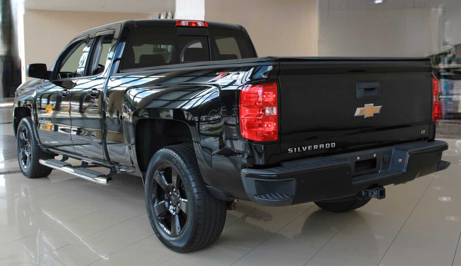 used 2018 Chevrolet Silverado 1500 car, priced at $27,497