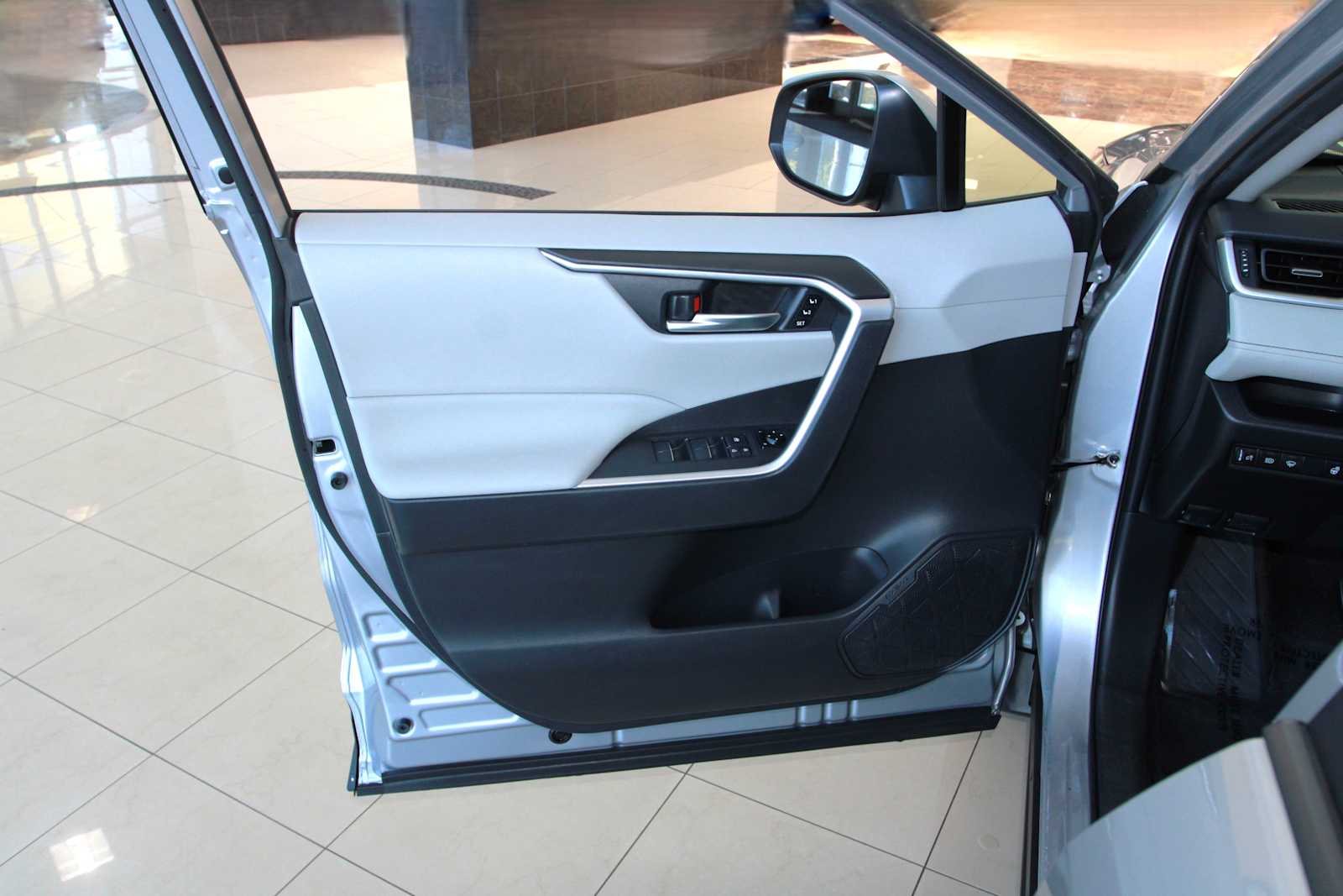 used 2019 Toyota RAV4 car, priced at $22,897