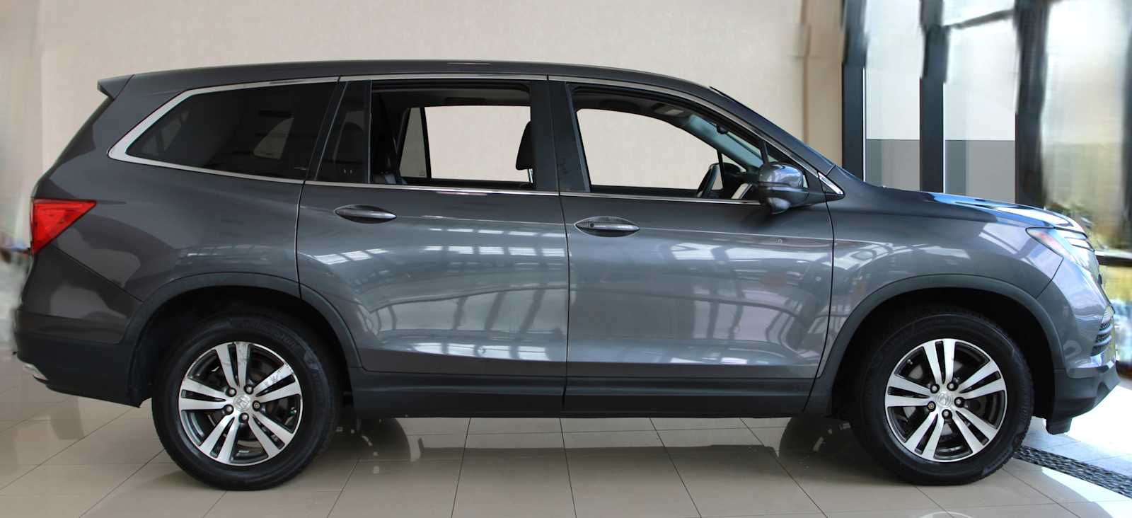 used 2017 Honda Pilot car, priced at $20,397