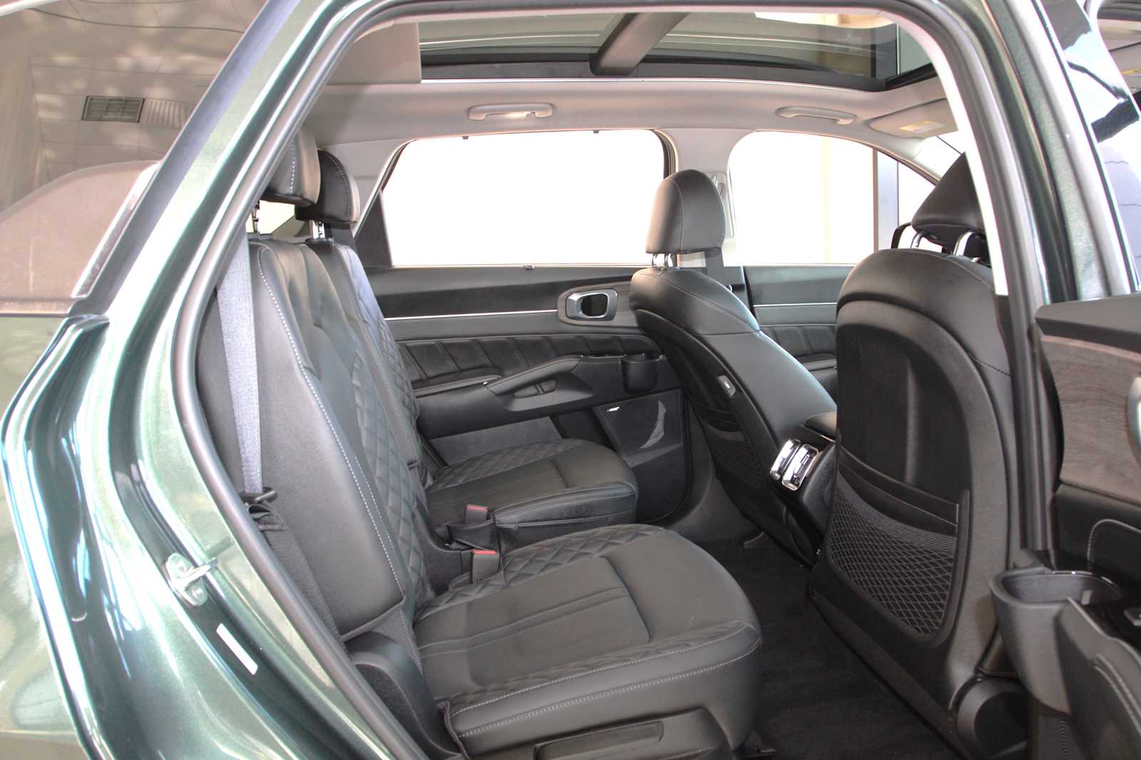 used 2023 Kia Sorento car, priced at $33,497