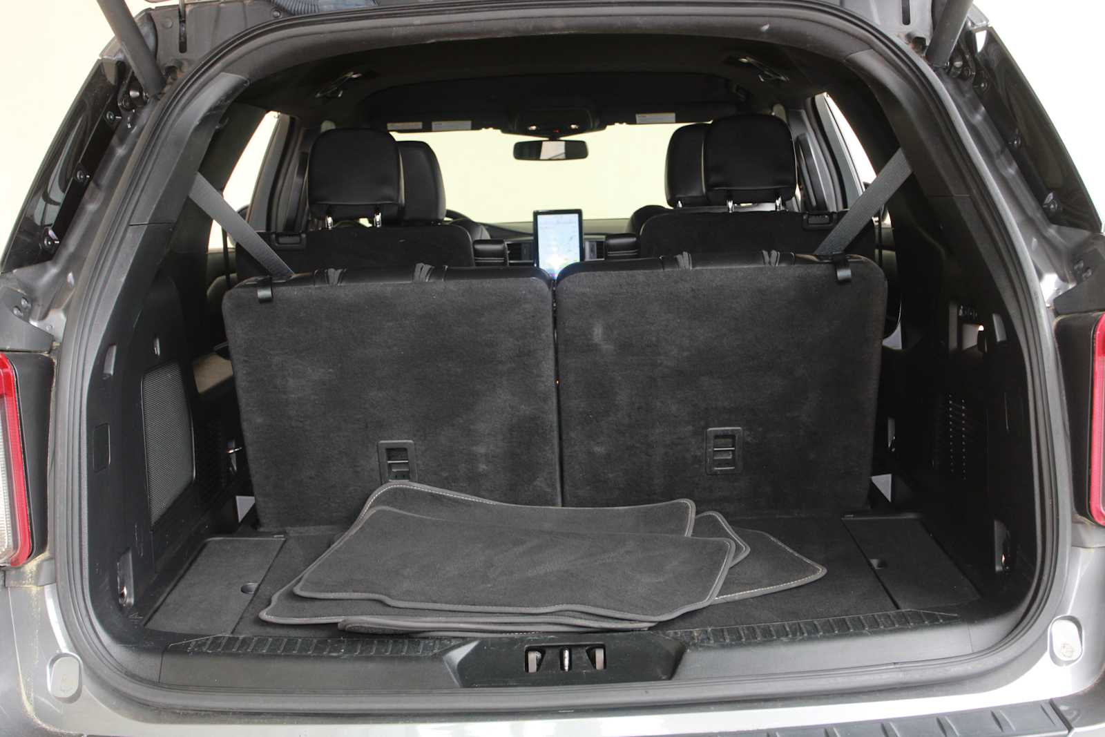 used 2022 Ford Explorer car, priced at $39,398