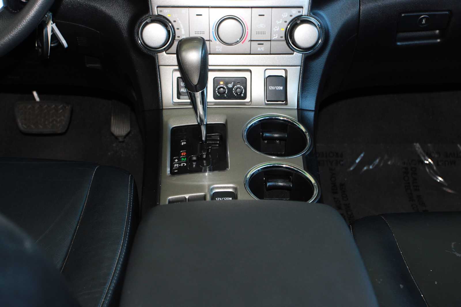 used 2013 Toyota Highlander car, priced at $14,497