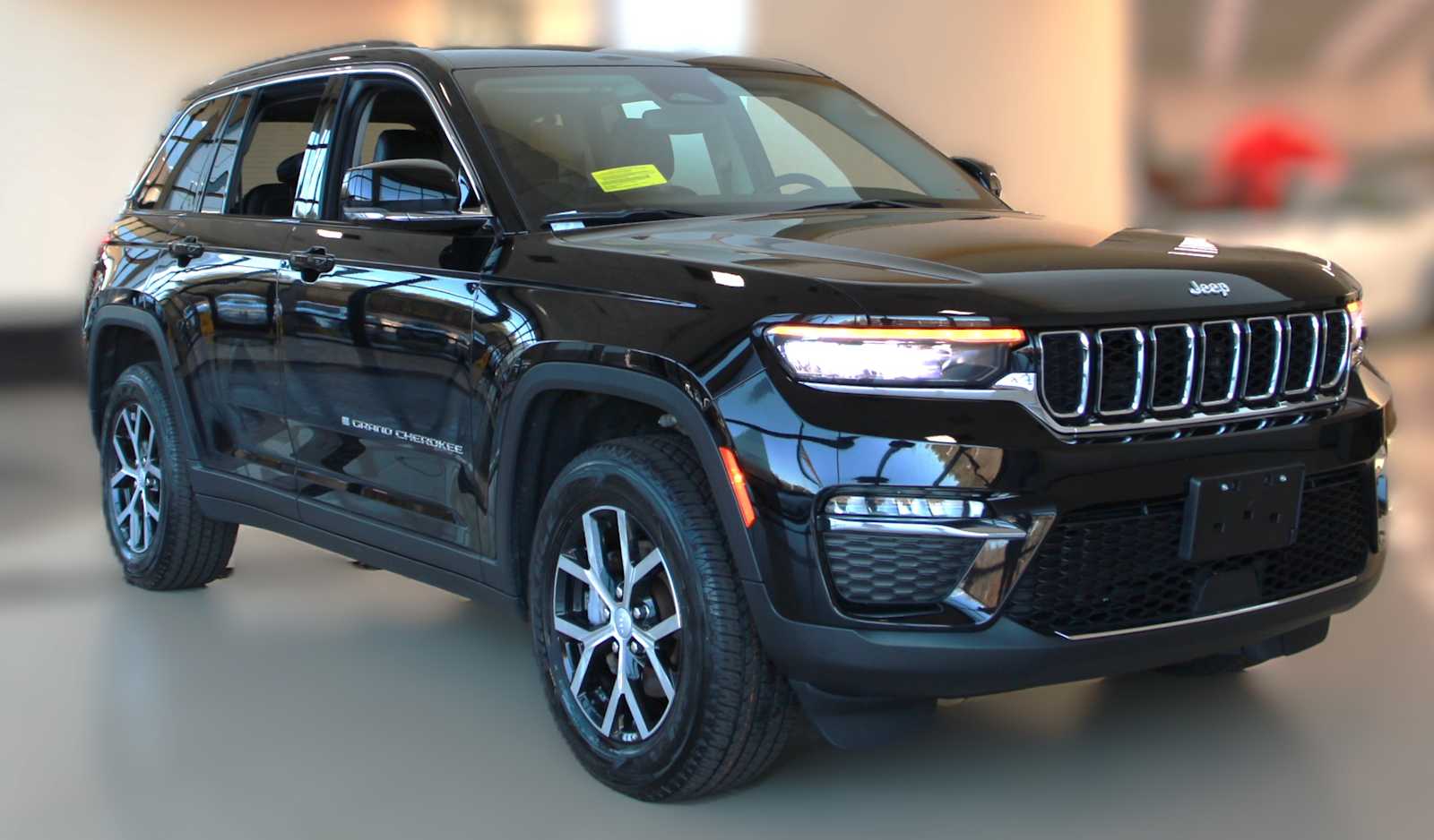 used 2023 Jeep Grand Cherokee car, priced at $29,197