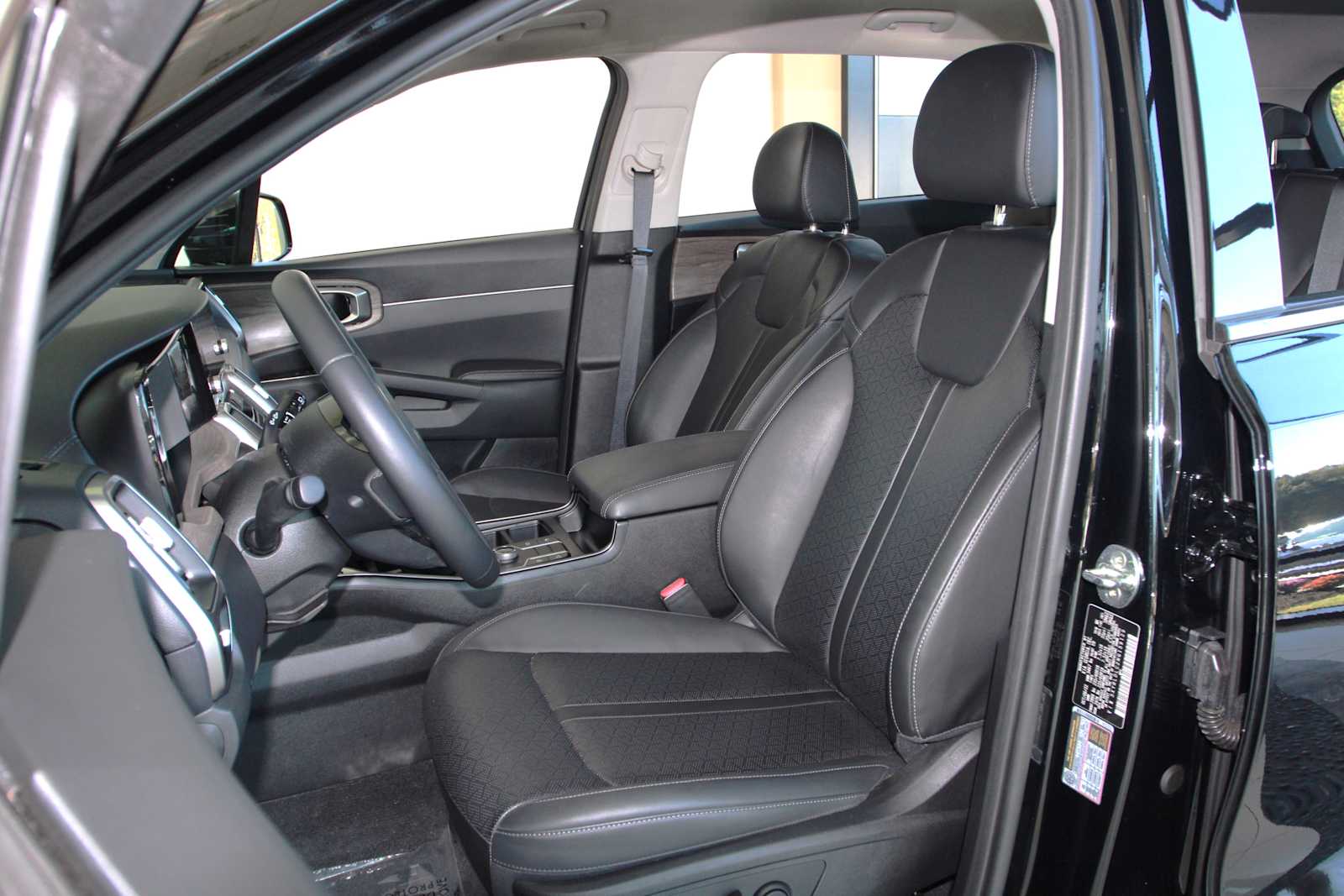 used 2022 Kia Sorento car, priced at $27,997