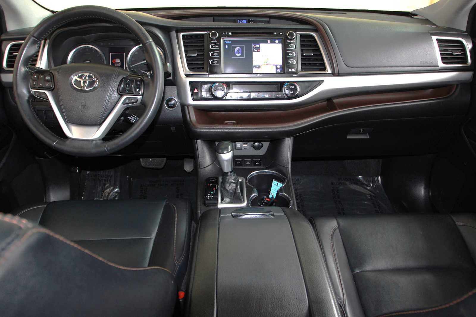 used 2019 Toyota Highlander car, priced at $20,897